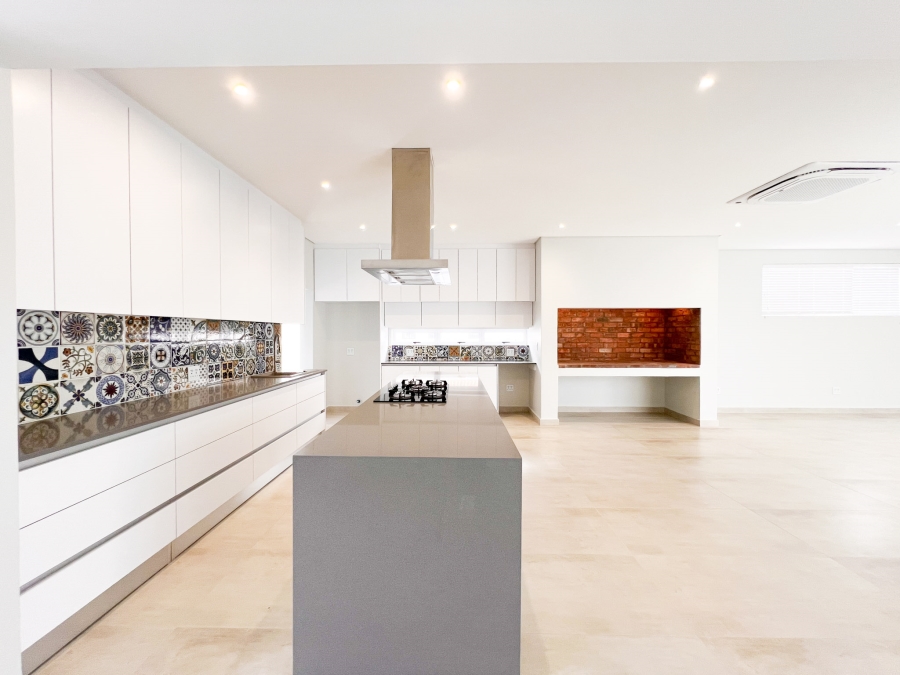 4 Bedroom Property for Sale in Country Club Western Cape